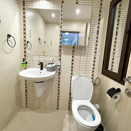 Two Bedroom In Gl Apartman *