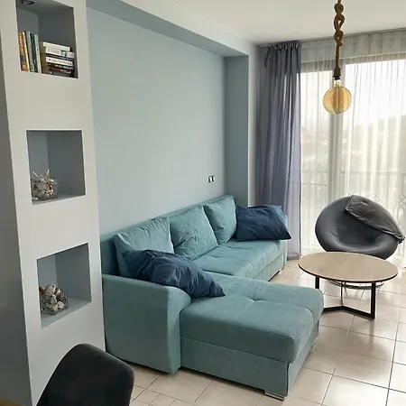 Апартамент Two Bedroom In Gl Созопол
